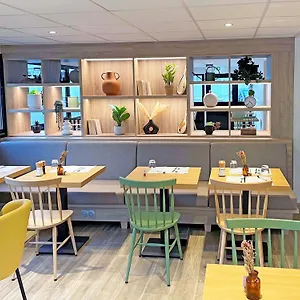 https://campanile-saint-etienne-centre-villars.hotels-rhonealpes.com